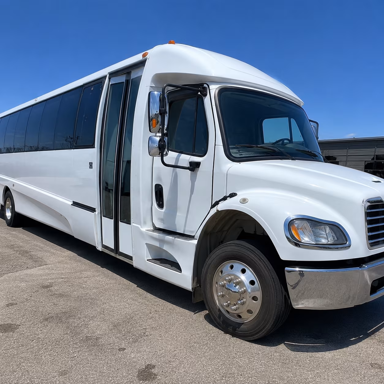 brewery tour and pub crawl buses in the lakeville area