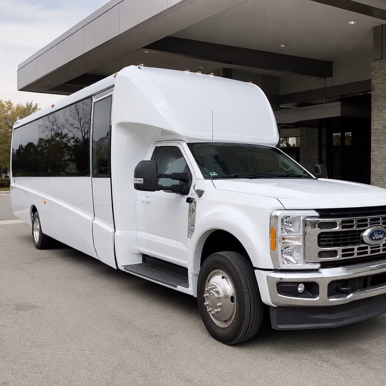 hotel to venue shuttle buses for lakeville area corporate gatherings