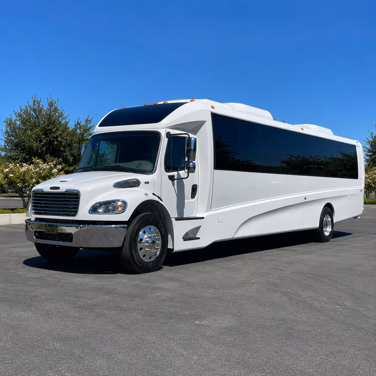 lakeville 20 passenger minibus